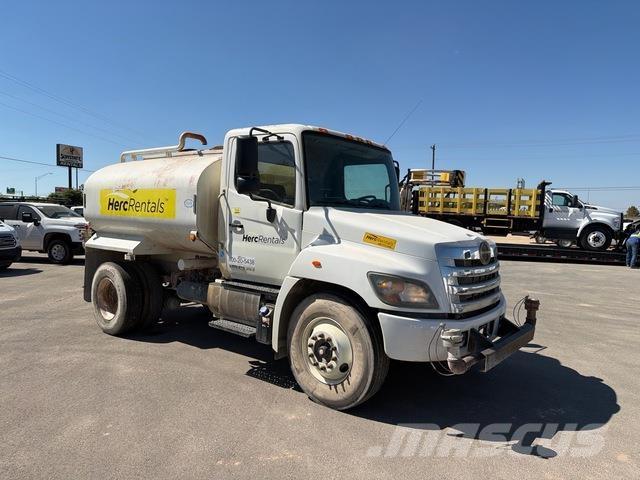Hino 338 Cisterny na vodu