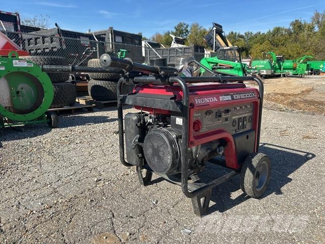Honda EB 5000X Naftové generátory