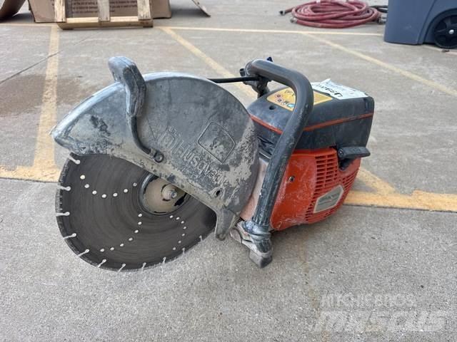 Husqvarna K770 Ostatní komponenty