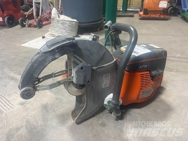 Husqvarna K770 Ostatní komponenty