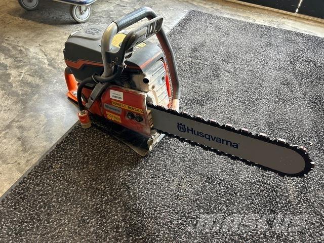 Husqvarna K970 Řetězové pily a kleště