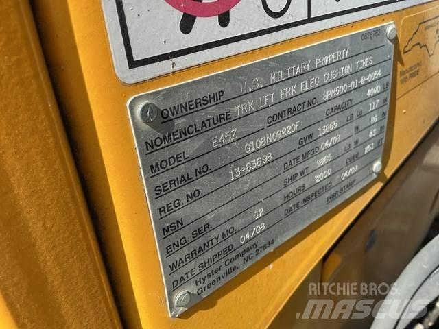 Hyster E45Z-27 Akumulátorové vozíky
