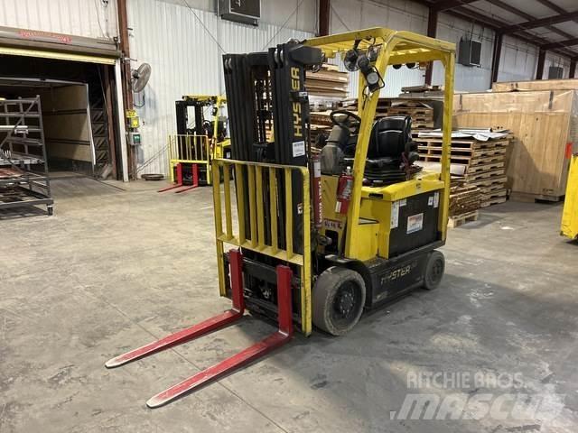 Hyster E50XN Akumulátorové vozíky