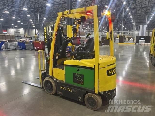 Hyster E50XN Akumulátorové vozíky