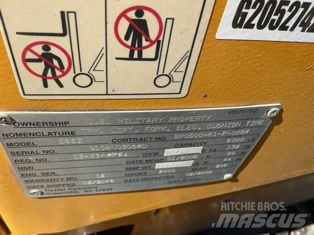 Hyster E65Z-40 Akumulátorové vozíky
