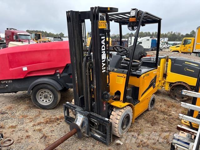 Hyundai 25B-9U Akumulátorové vozíky