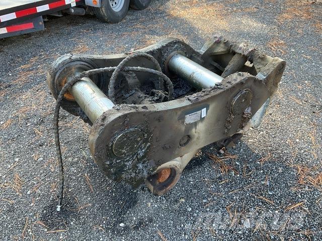 Hyundai EQD45 Klešťové drapáky