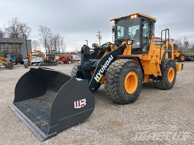 Hyundai HL960A Kolové nakladače