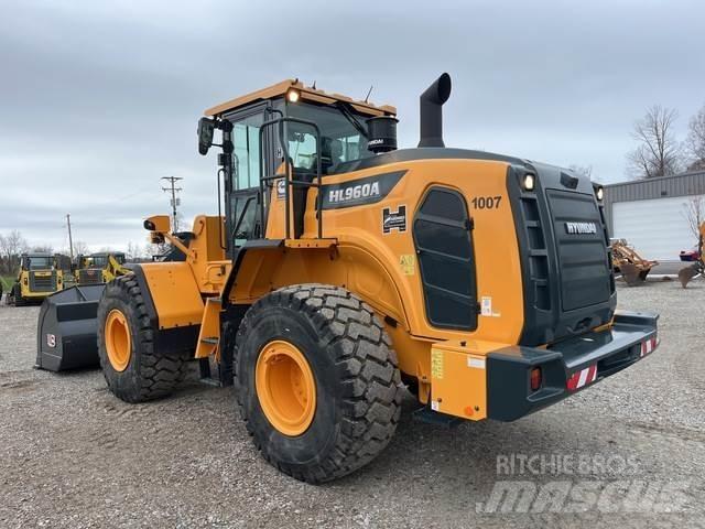Hyundai HL960A Kolové nakladače
