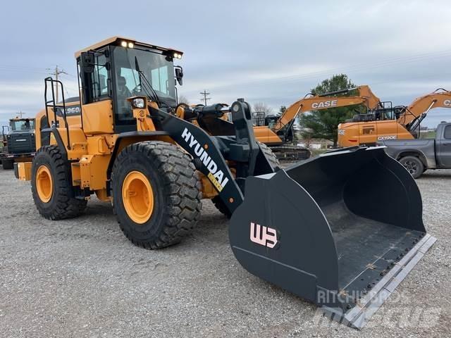 Hyundai HL960A Kolové nakladače