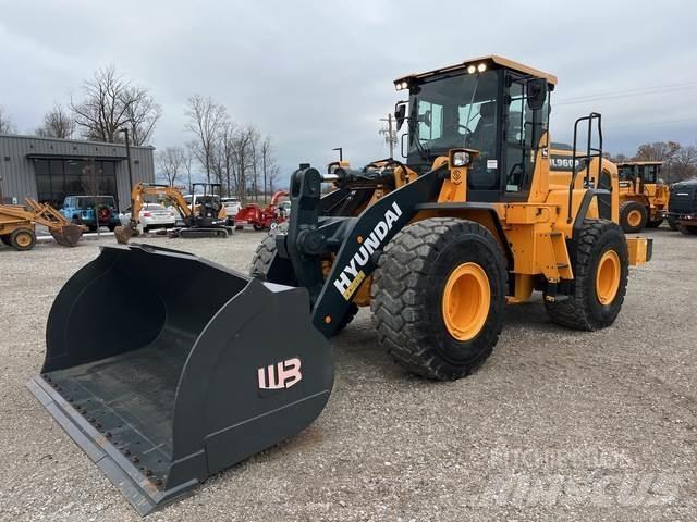 Hyundai HL960A Kolové nakladače