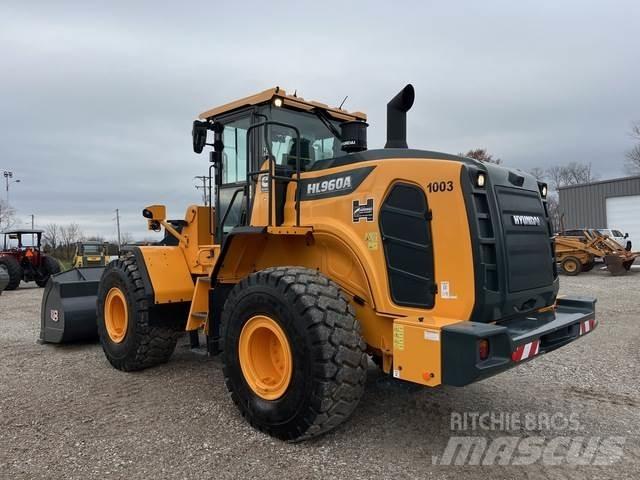 Hyundai HL960A Kolové nakladače