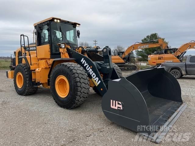 Hyundai HL960A Kolové nakladače