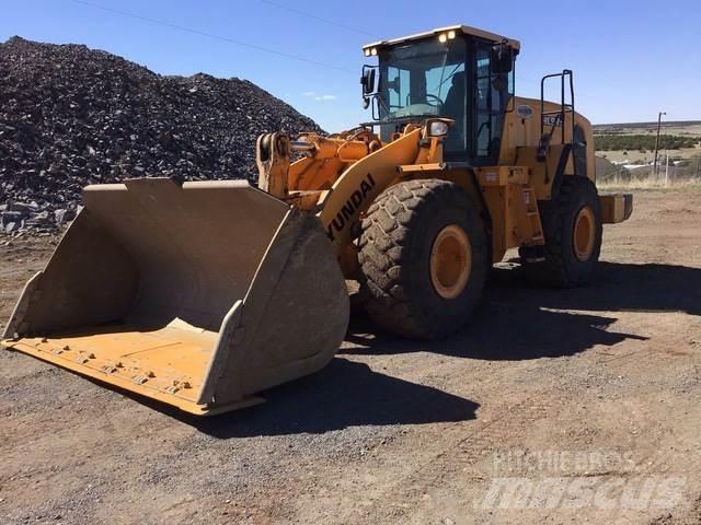 Hyundai HL975 Kolové nakladače