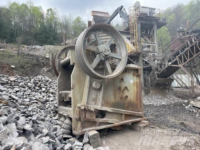  Jaw Crusher Drtící zařízení