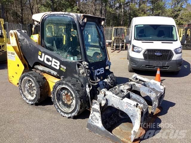 JCB 155 Smykem řízené nakladače