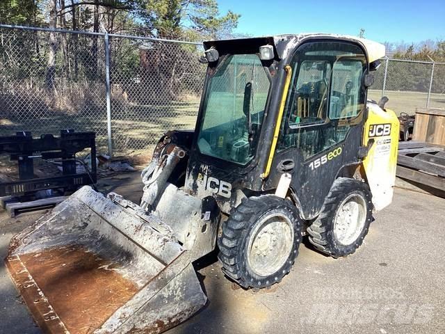 JCB 155 Smykem řízené nakladače