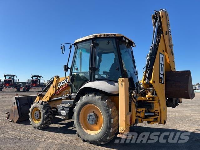 JCB 3CX Rýpadlo-nakladače