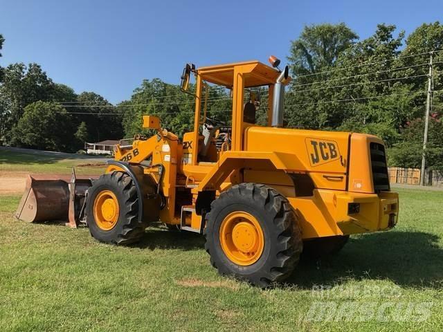 JCB 426B Kolové nakladače