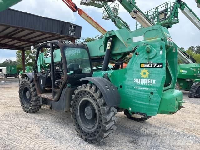 JCB 507-42 Teleskopické manipulátory