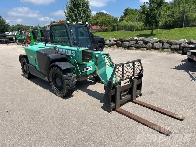 JCB 525-60 Teleskopické manipulátory