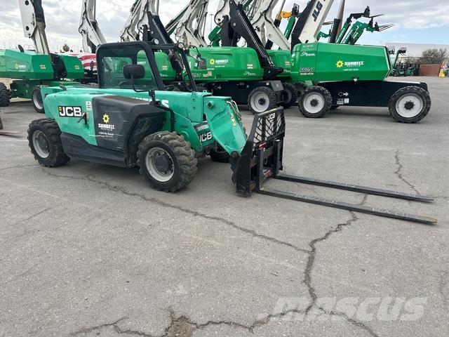 JCB 525-60 Teleskopické manipulátory