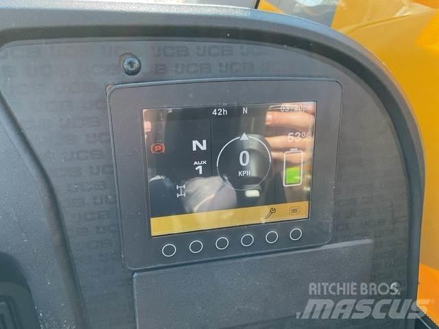 JCB 525-60E Teleskopické manipulátory