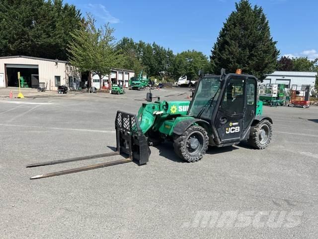 JCB 525-60T4 Teleskopické manipulátory