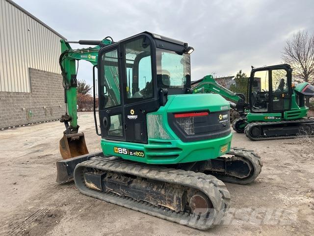 JCB 85Z Pásová rýpadla