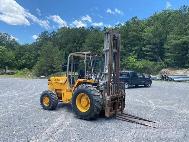 JCB 930 Terénní vysokozdvižné vozíky