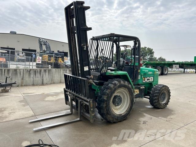 JCB 930 Terénní vysokozdvižné vozíky