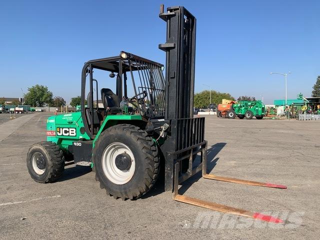 JCB 930 Terénní vysokozdvižné vozíky