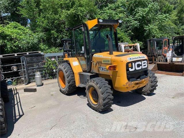 JCB 930-4 Terénní vysokozdvižné vozíky