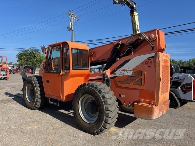 JLG 10054 Teleskopické manipulátory