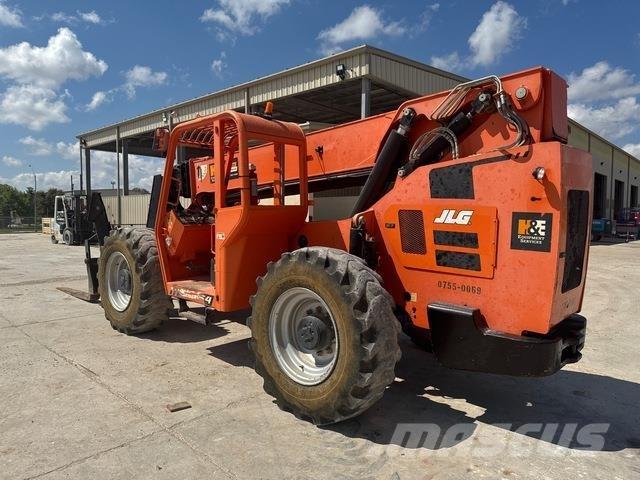 JLG 10054 Teleskopické manipulátory