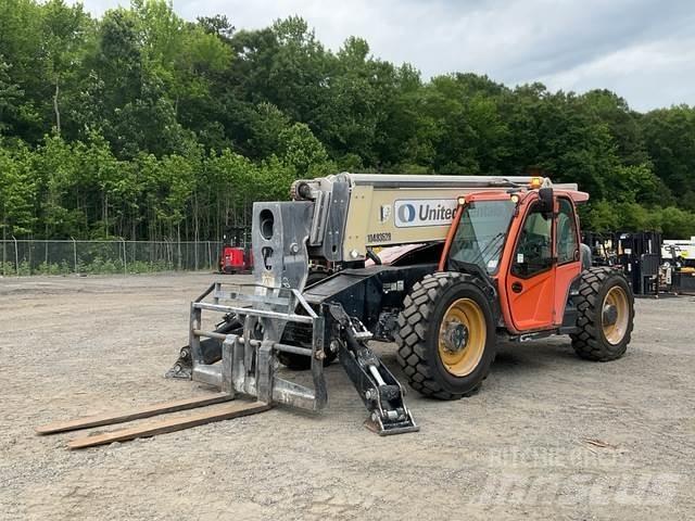 JLG 1255 Teleskopické manipulátory