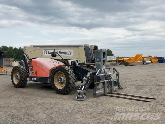 JLG 1255 Teleskopické manipulátory