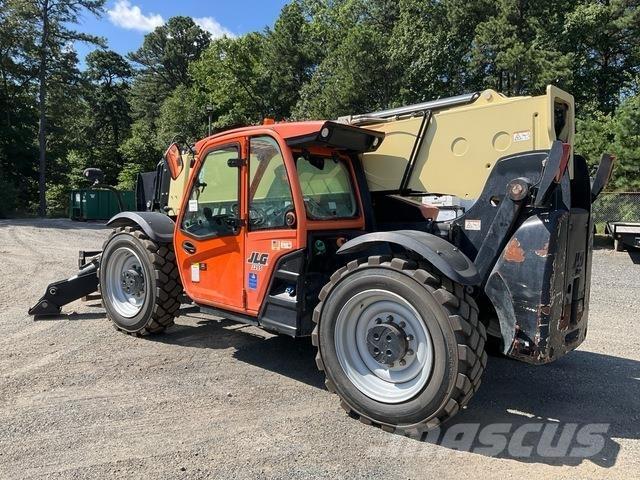 JLG 1255 Teleskopické manipulátory