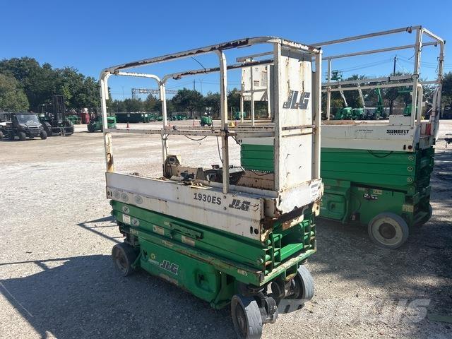 JLG 1930ES Nůžková zvedací plošina