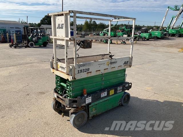 JLG 1932R Nůžková zvedací plošina