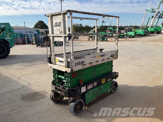 JLG 1932R Nůžková zvedací plošina