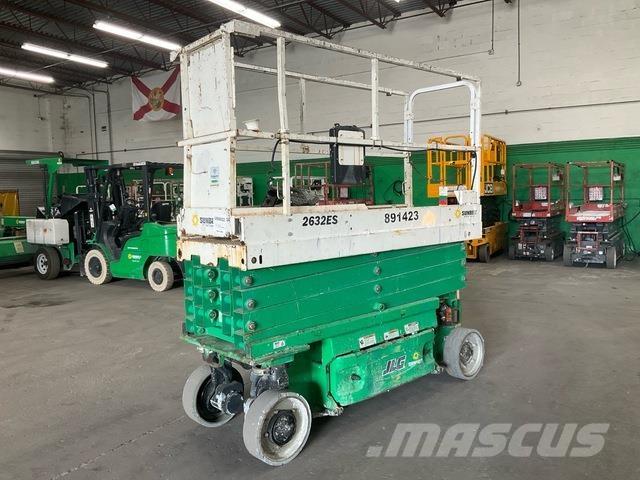 JLG 2632ES Nůžková zvedací plošina