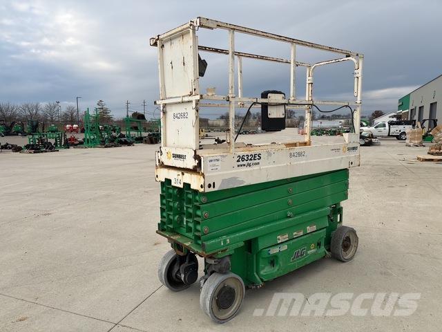 JLG 2632ES Nůžková zvedací plošina