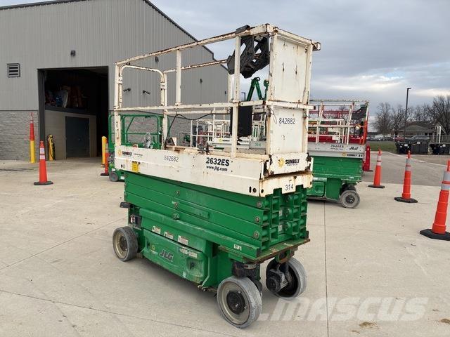 JLG 2632ES Nůžková zvedací plošina