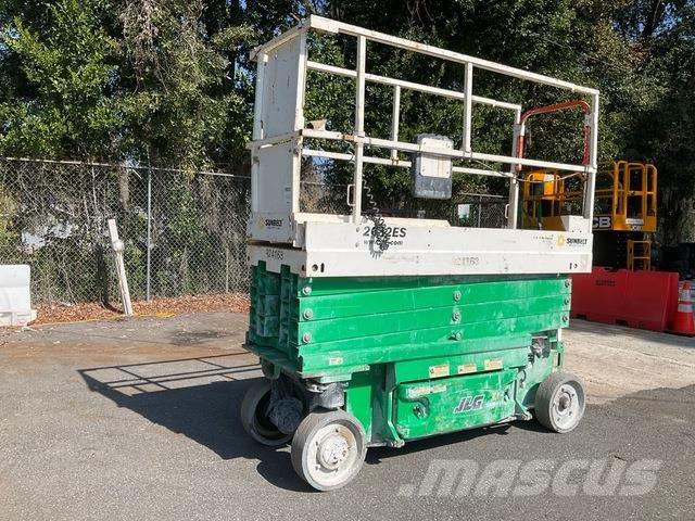 JLG 2632ES Nůžková zvedací plošina