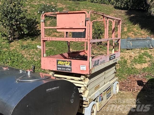 JLG 2646-E2 Nůžková zvedací plošina
