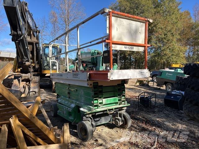 JLG 3246ES Nůžková zvedací plošina