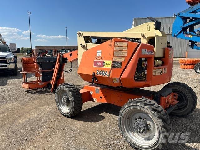 JLG 340AJ Kloubové plošiny