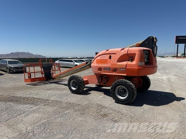 JLG 400S Teleskopické plošiny
