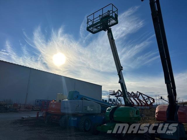 JLG 400S Teleskopické plošiny